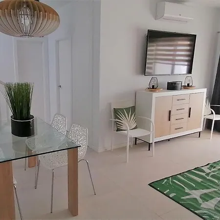 Casa Cactusa En Playa Blanca, Yaiza, Lanzarote 普拉亚布兰卡